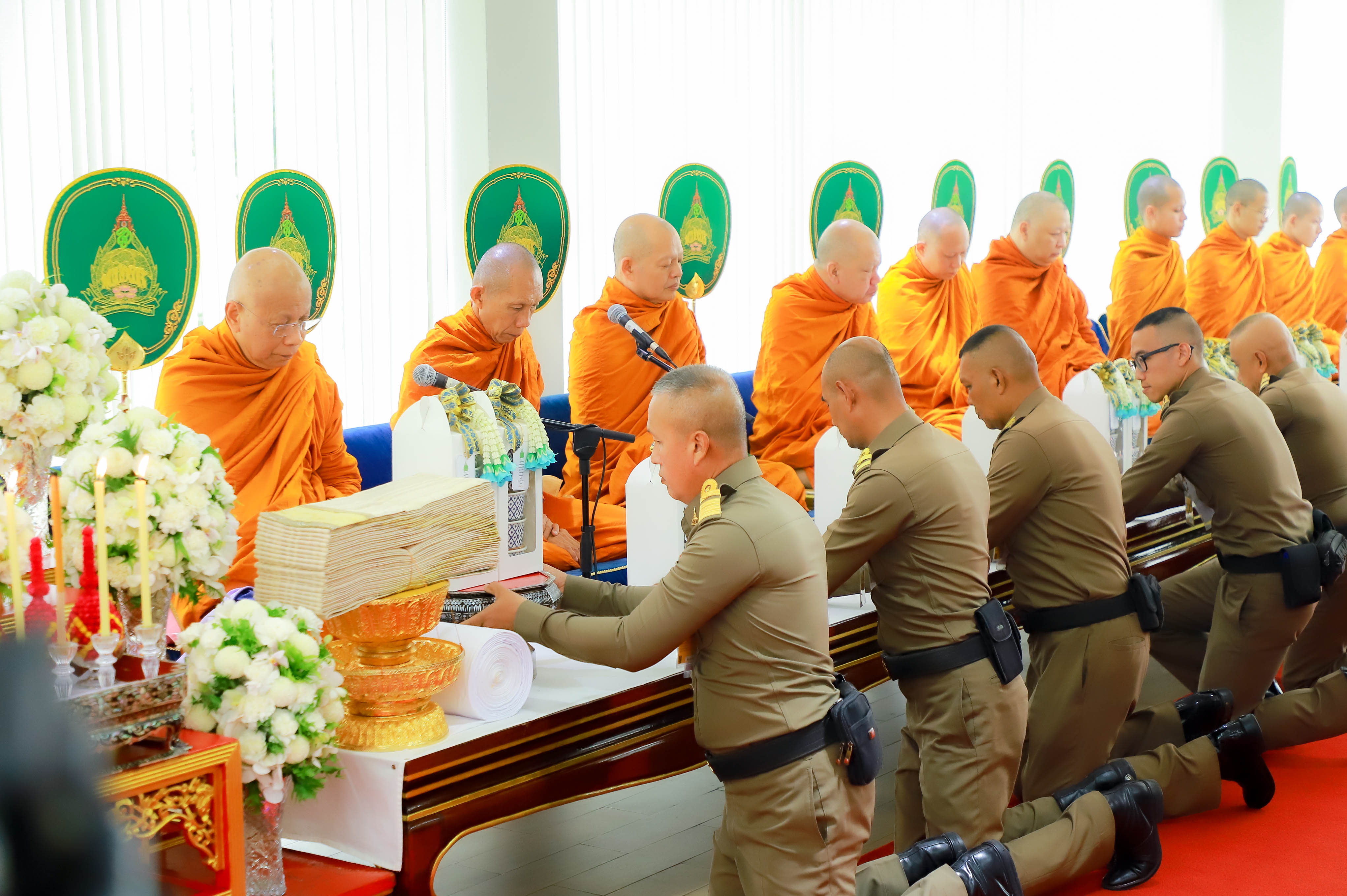 title - ส.ป.ก. เข้าร่วมพิธีเจริญพระพุทธมนต์บำเพ็ญพระราชกุศล ถวายความอาลัยแด่ สมเด็จพระนางเจ้าสิริกิติ์ พระบรมราชินีนาถ พระบรมราชชนนีพันปีหลวง และสมเด็จพระเจ้าลูกเธอ เจ้าฟ้าพัชรกิติยาภา นเรนทิราเทพยวดี กรมหลวงราชสาริณีสิริพัชร มหาวัชรราชธิดา